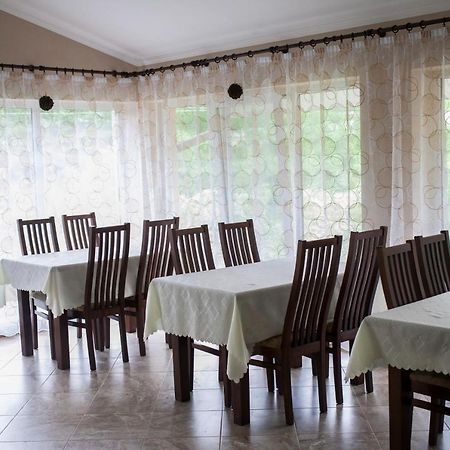 U Eli Hotel Polyana  Ngoại thất bức ảnh