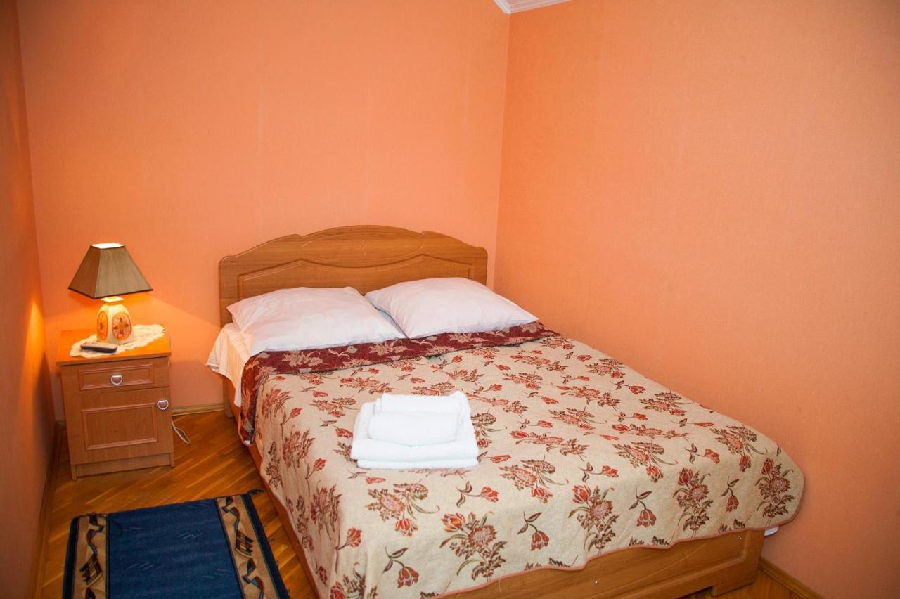 U Eli Hotel Polyana  Ngoại thất bức ảnh