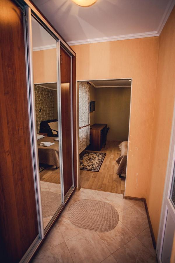 U Eli Hotel Polyana  Ngoại thất bức ảnh